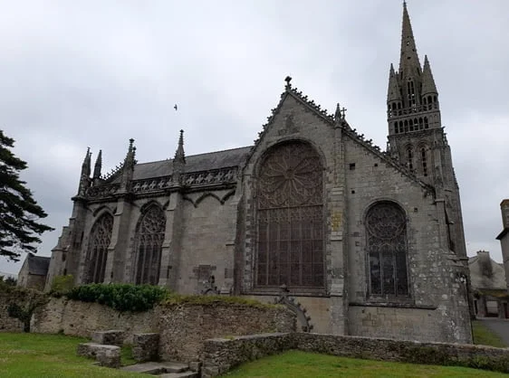 Géobiologie Histoire : Basilique de Folgoat