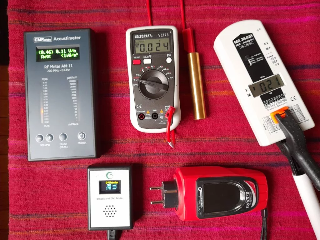 Outils du Géobiologue : Matériel de mesure électricité et électromagnétisme